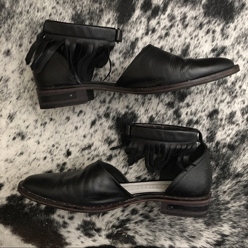 Freda Salvador Dash Fringe D’Orsay Flat - Picture 4 of 11